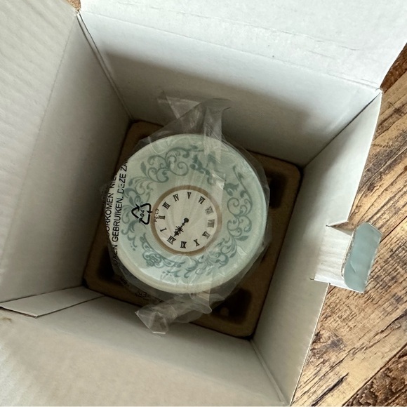 Cinderella Scentsy Mini Warmer NIB - New in Box | Disney - Picture 2 of 10